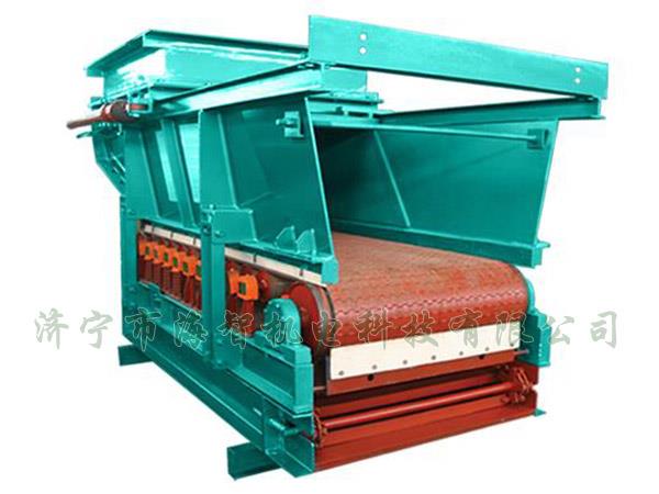 帶式（甲帶）給料機具有運行平穩(wěn)、節(jié)能、環(huán)保等優(yōu)點